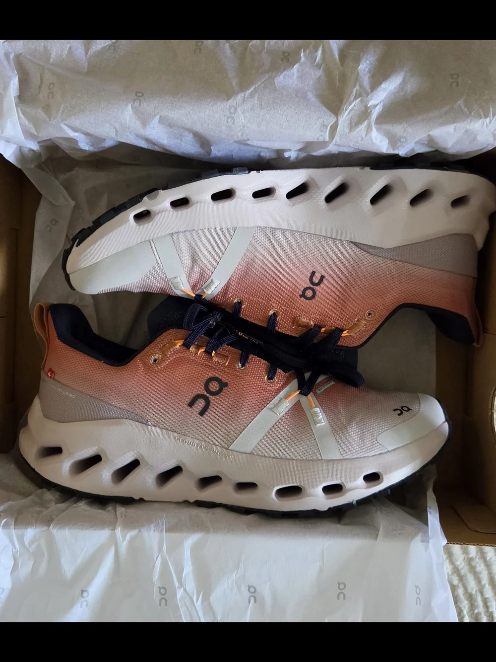 Womens On Running Cloudsurfer Trail Waterproof size 7.5 - Picture 1 of 11
